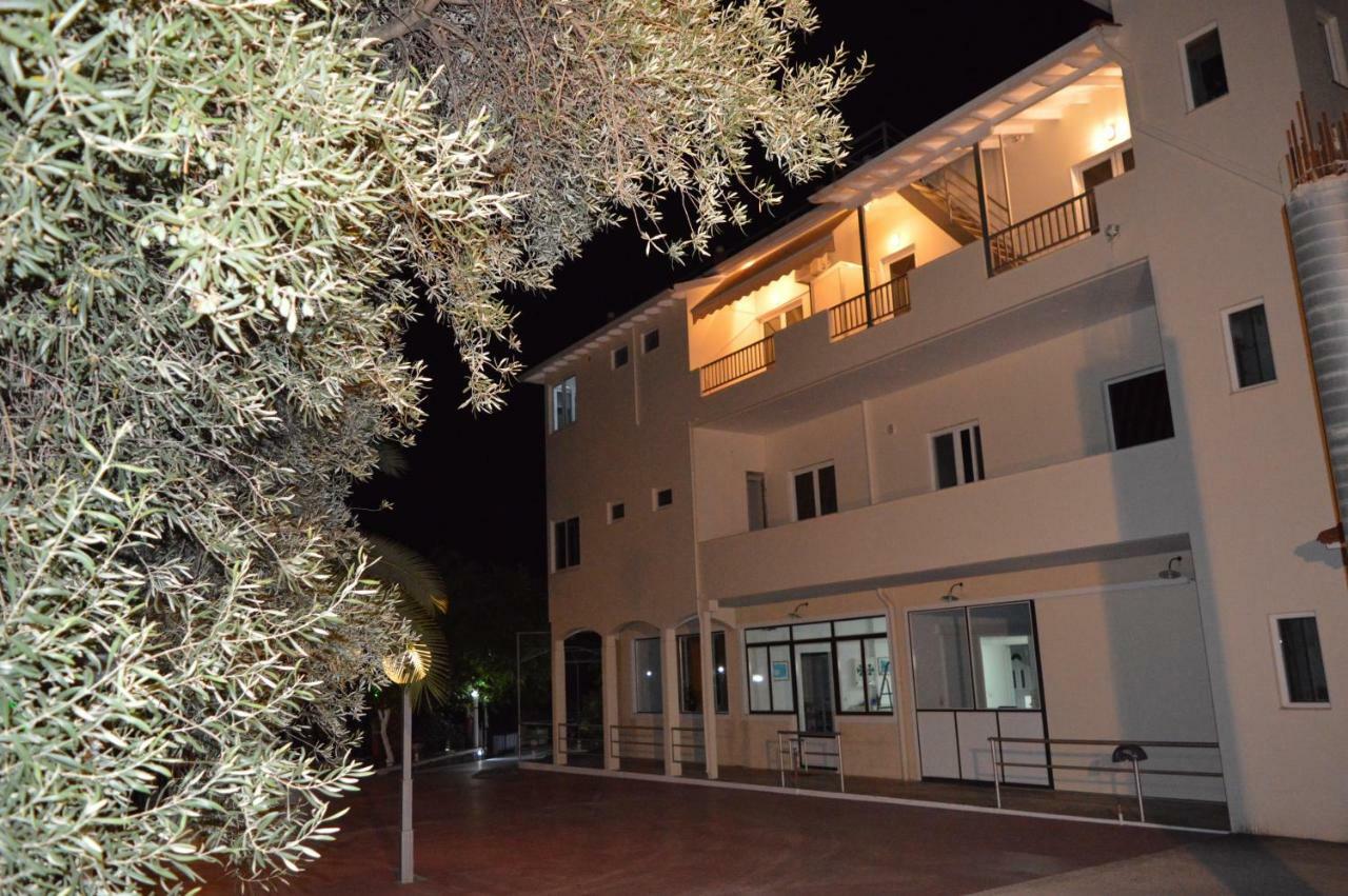 Margarita Apartments Nikiana Exterior foto
